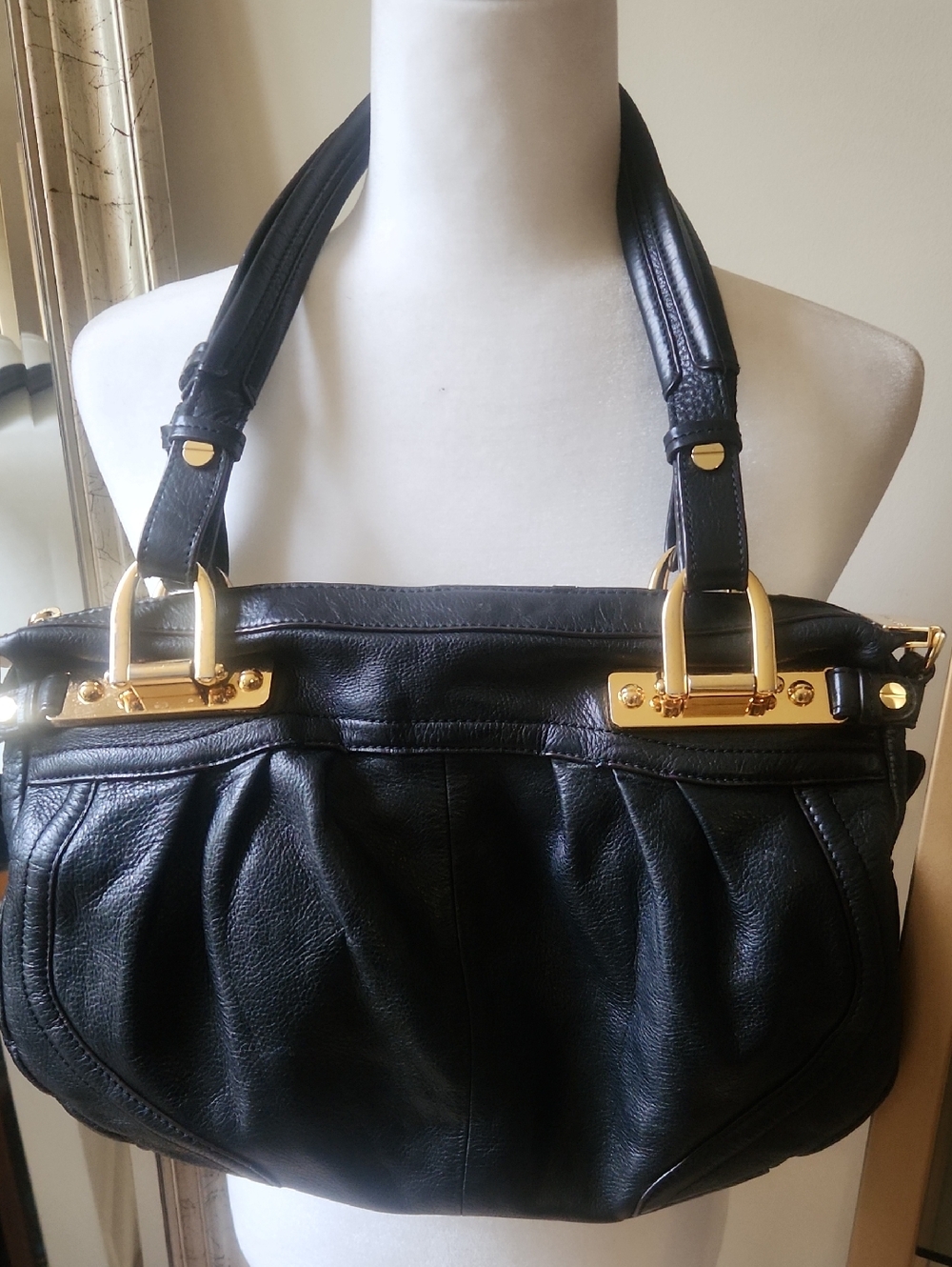 B.Makowsky Leather Purse - Picture 2 of 8